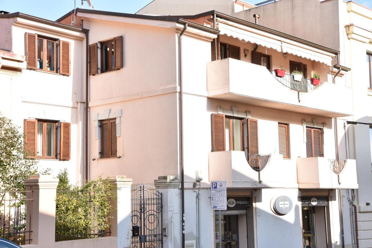 נואורו B&B Le Due Isole מראה חיצוני תמונה