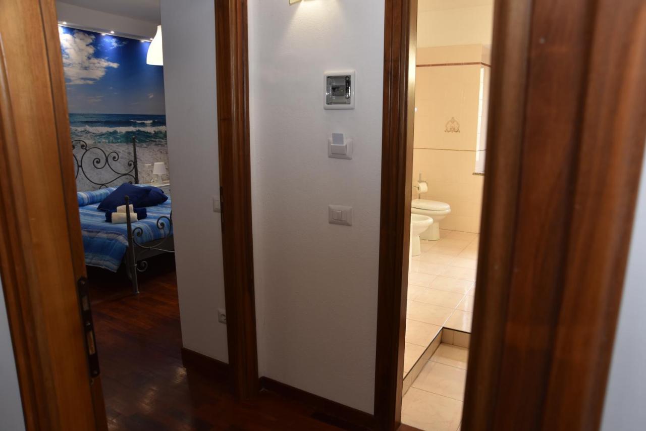 נואורו B&B Le Due Isole מראה חיצוני תמונה